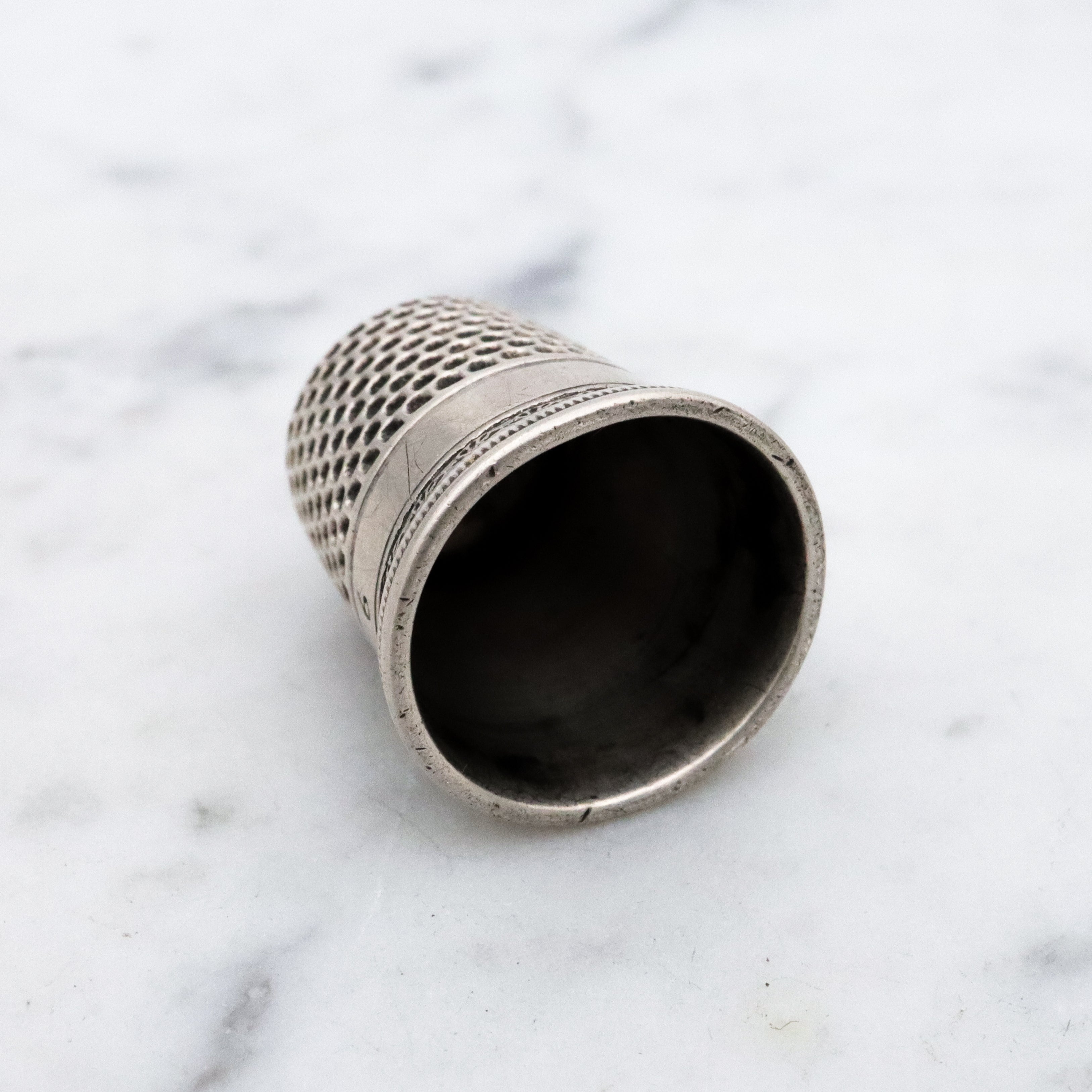 Antique Victorian sterling thimble size 6